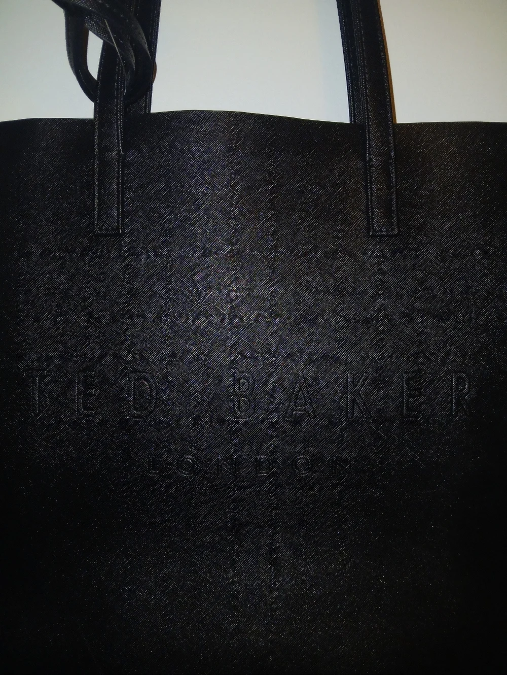 2 Pc Ted Baker The Icon Soocon Embossed Tote & Cardholder Pouch Black, Floral